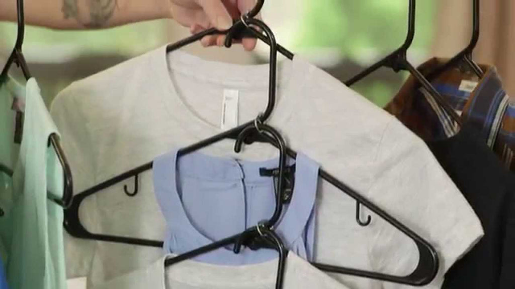 Soda Tab Hangers by eHow (5 years ago)