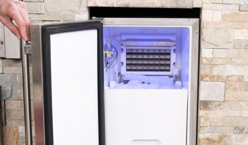 5 Best Ice Maker Machines For Your Outdoor Kitchen