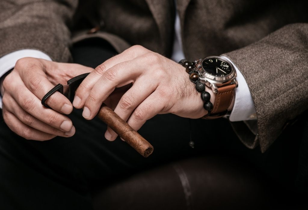 5 Reasons For Men To Wear A Bracelet