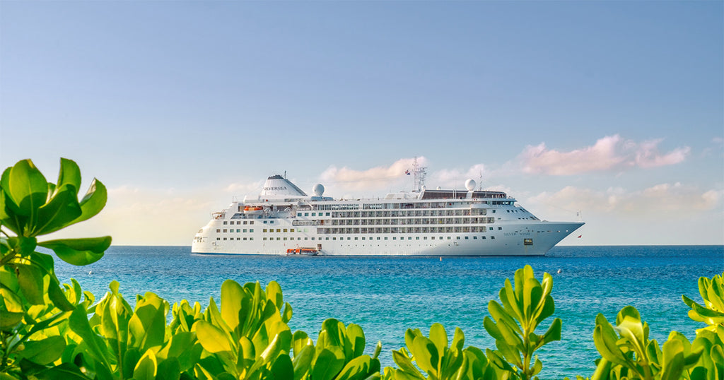 What Clothes To Pack For A Cruise: A Concise Packing List (For Men)