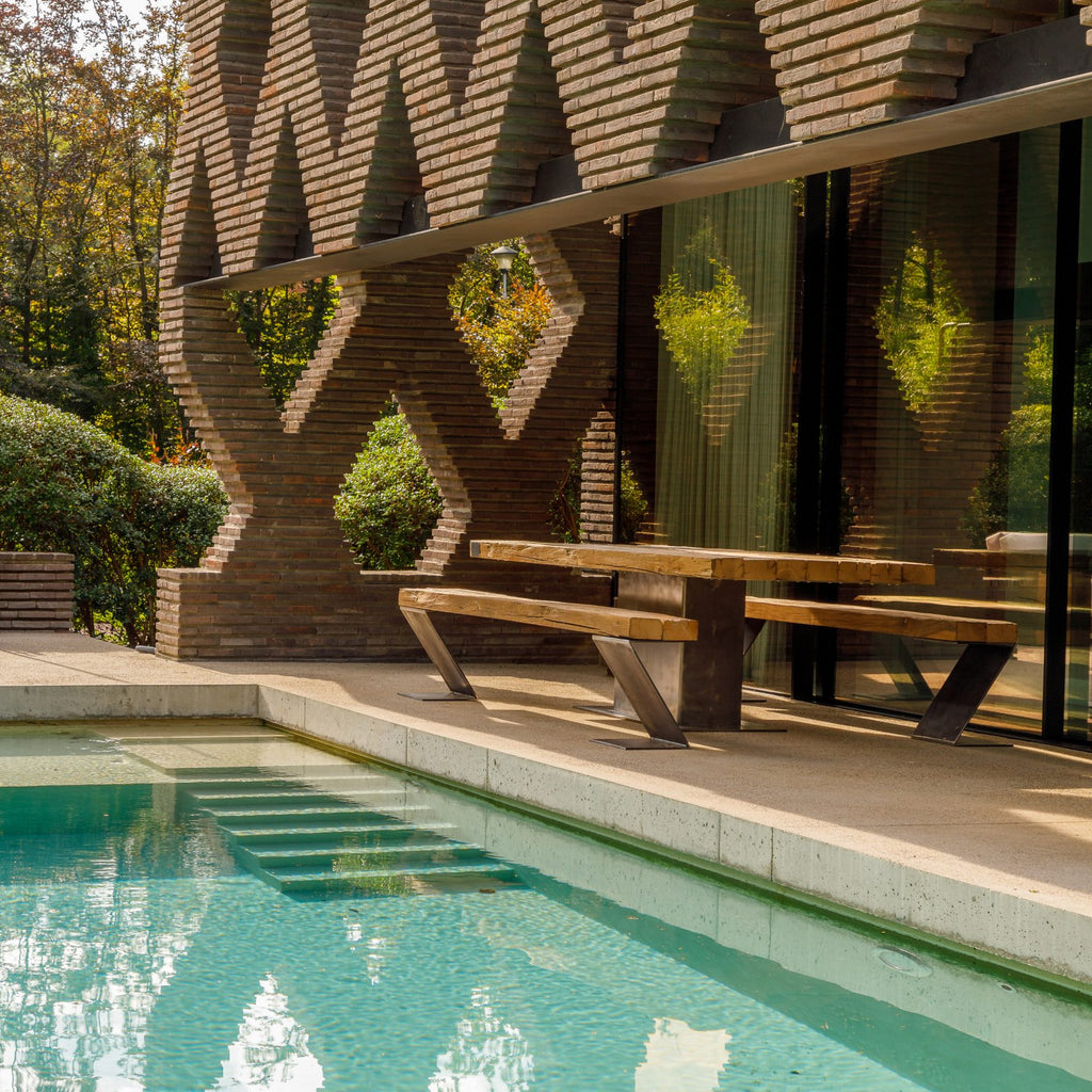 Bocuse dining table by Oakâme presented at Maison & Objet