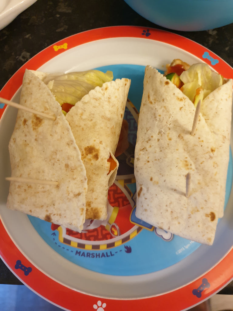 Quick and easy crispy chicken wraps